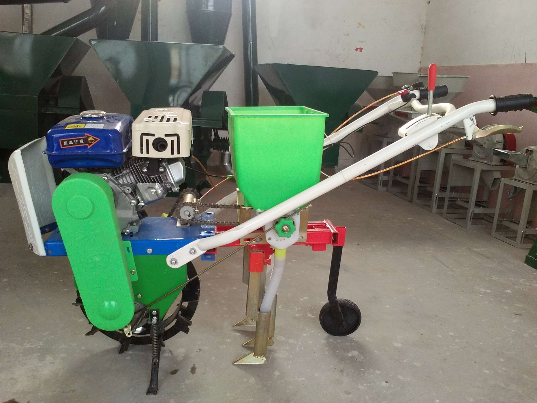 小型玉米播種機(jī)價(jià)格,小型玉米播種機(jī)價(jià)格指南，如何選購(gòu)適合您的播種機(jī)