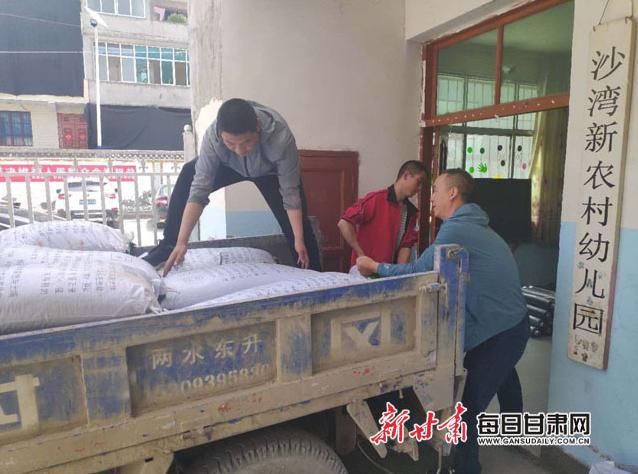 最新越位技巧解析，自信成長(zhǎng)，魔法時(shí)刻在球場(chǎng)上的展現(xiàn)
