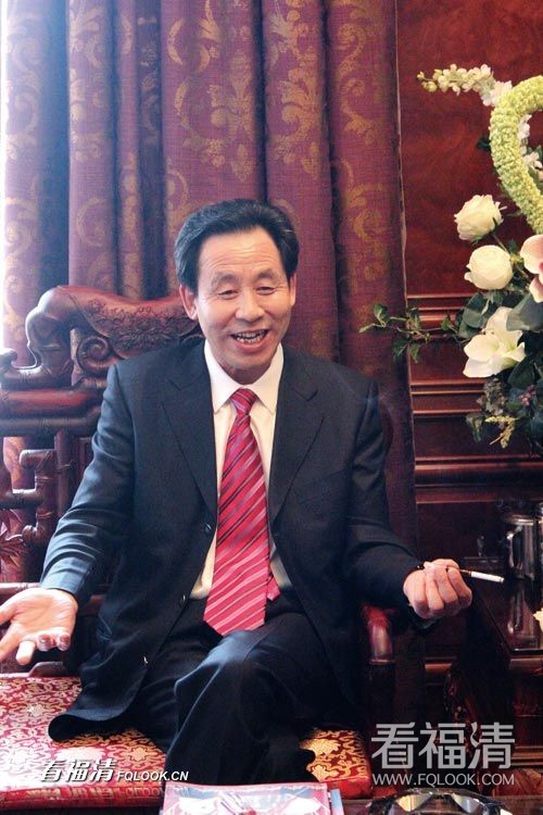薛經官最新動態(tài)，自然美景中的心靈之旅，探尋平和之境
