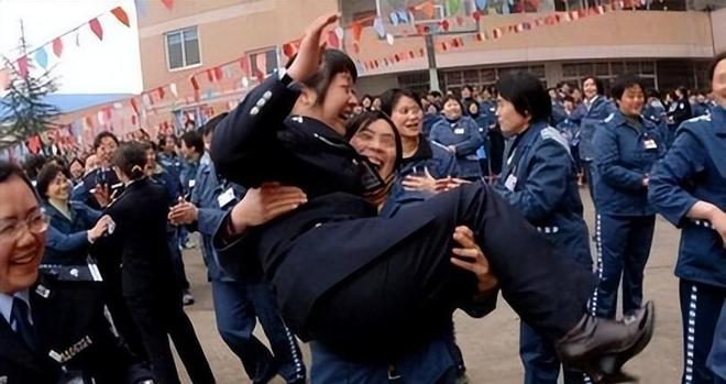女子監(jiān)獄男獄警，最新章節(jié)探秘與領(lǐng)域地位深度剖析